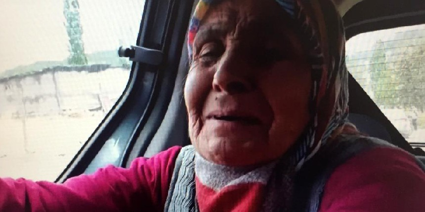 Evi yanan yaşlı kadının gözyaşları yürekleri dağladı!
