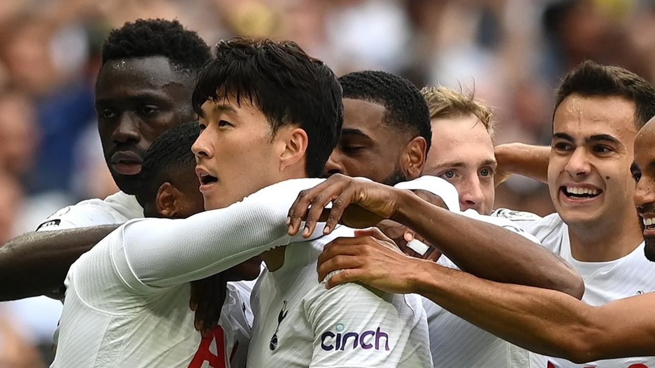 Tottenham Hotspur, açılış maçında Manchester City karşısında galip geldi