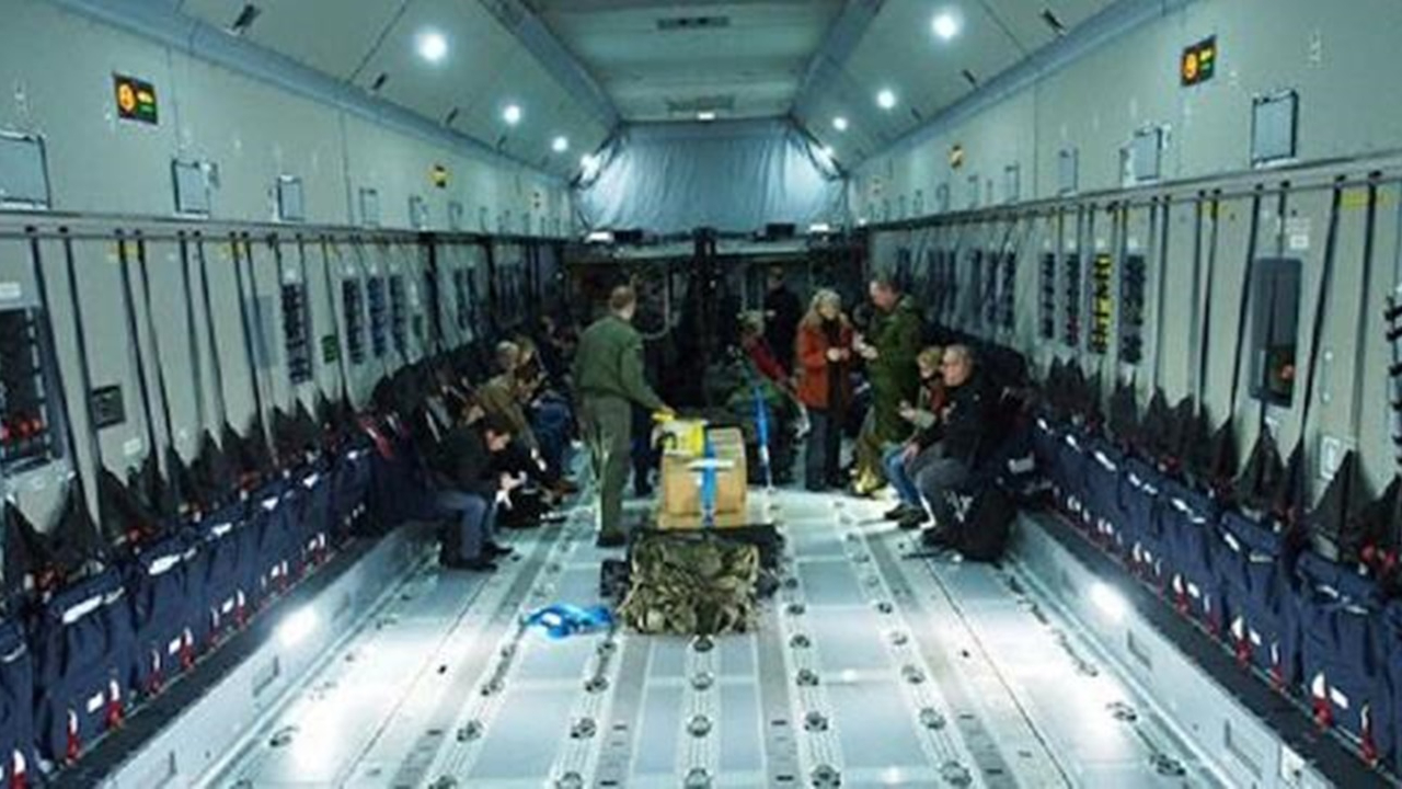 Afganistan'dan yalnızca 7 kişiyi tahliye eden Almanya'ya büyük tepki!