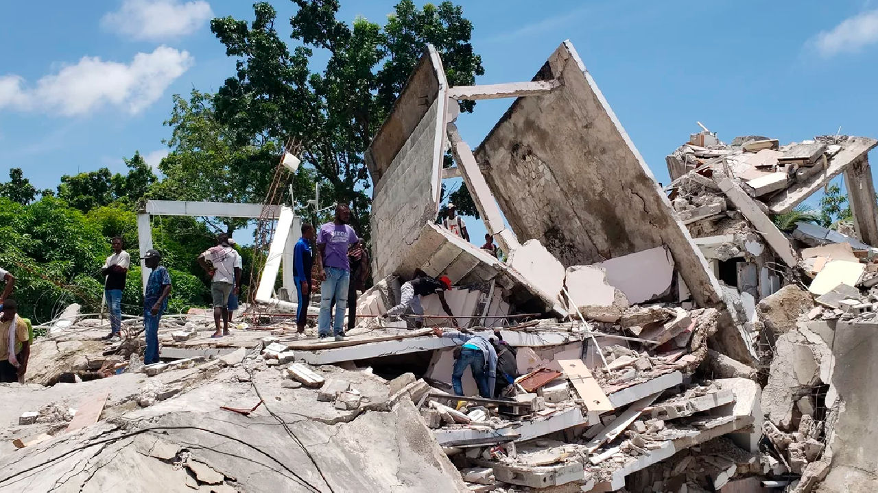 Haiti depreminde can kaybı 2 bine yaklaştı, 7 bine yakın yaralı var!