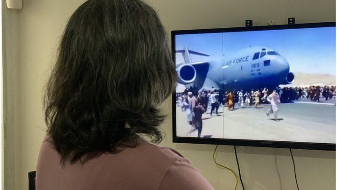 Taliban'dan kaçıp Türkiye'ye sığınan kadınlar dehşeti anlattı: Babam, kız kardeşimi vermek zorunda kaldı!