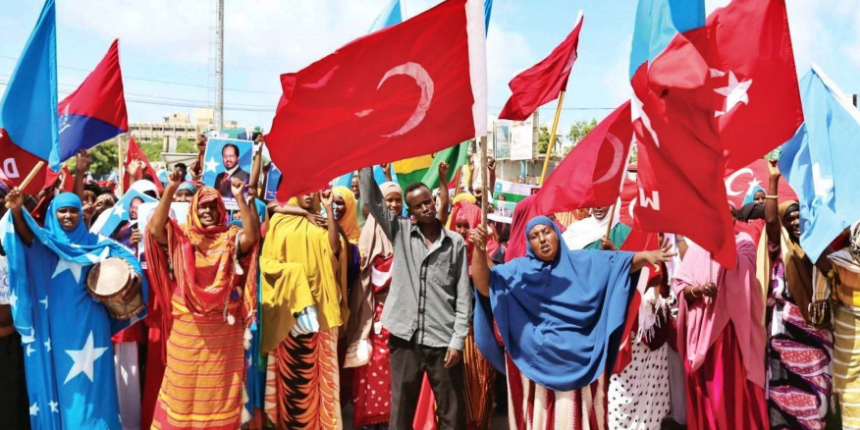 Somalili Eski Bakan: Türkiye'ye gerçekten de borçluyuz!