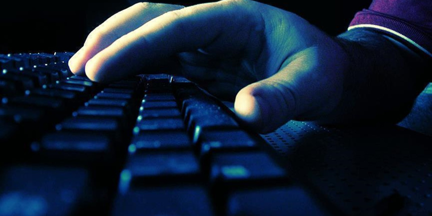 Sosyal medyada 'Taliban' karmaşası! Facebook'tan yasak, Twitter'dan devam kararı...
