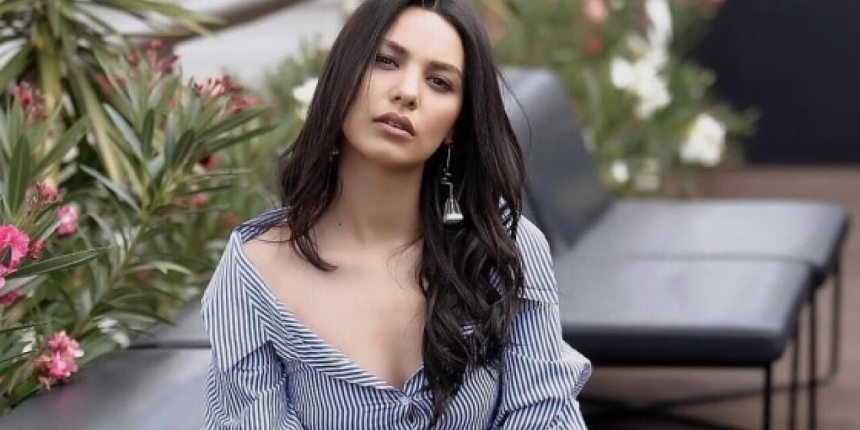 Hazal Filiz Küçükköse Bomba Gibi Geliyor! Hayranları Bu Habere Çok Sevinecek! İşte Son Gelişmeler
