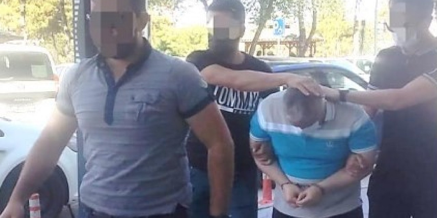 Firari FETÖ'cü hakim saklandığı evde yakalandı