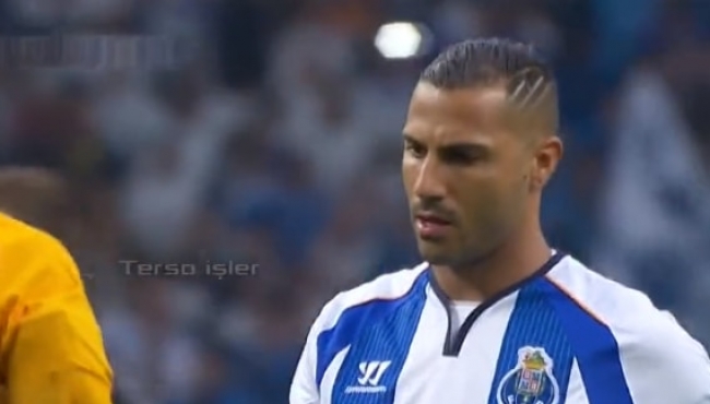 Quaresma'nın Bayern'i 7 dakika içerisinde 2 kez yıkması!