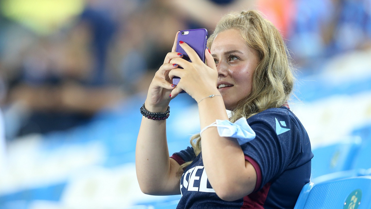 Trabzonspor Roma'yı yakmak istiyor... Tribünlerden insan manzaraları
