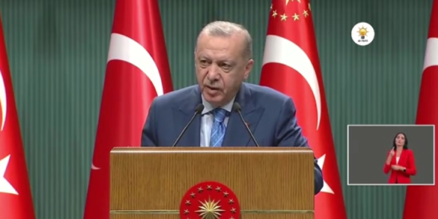 Cumhurbaşkanı Erdoğan "Hayırlı olsun" diyerek açıkladı: 5 bin 872 personel alınacak