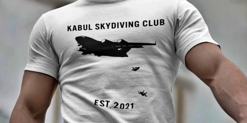 İnsanlıktan nasibini alamamış t-shirtler satışa sunuldu!