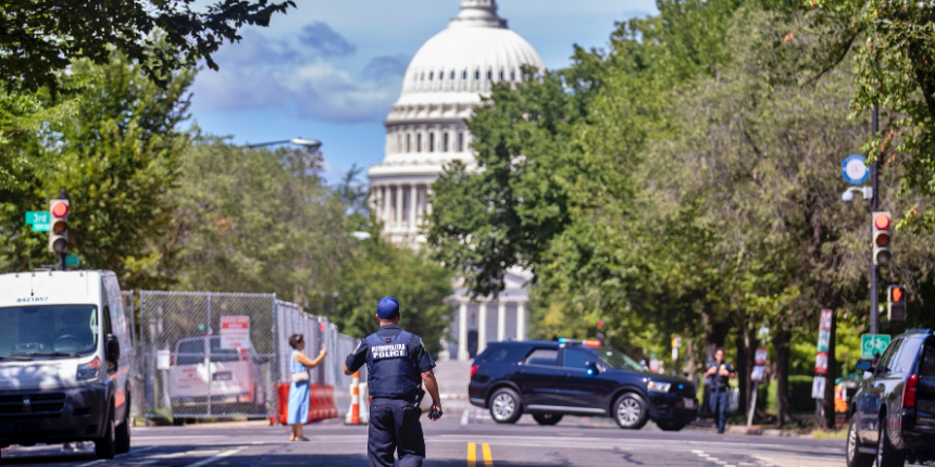 Washington DC'deki Kongre Binası yakınındaki bomba paniği son buldu!
