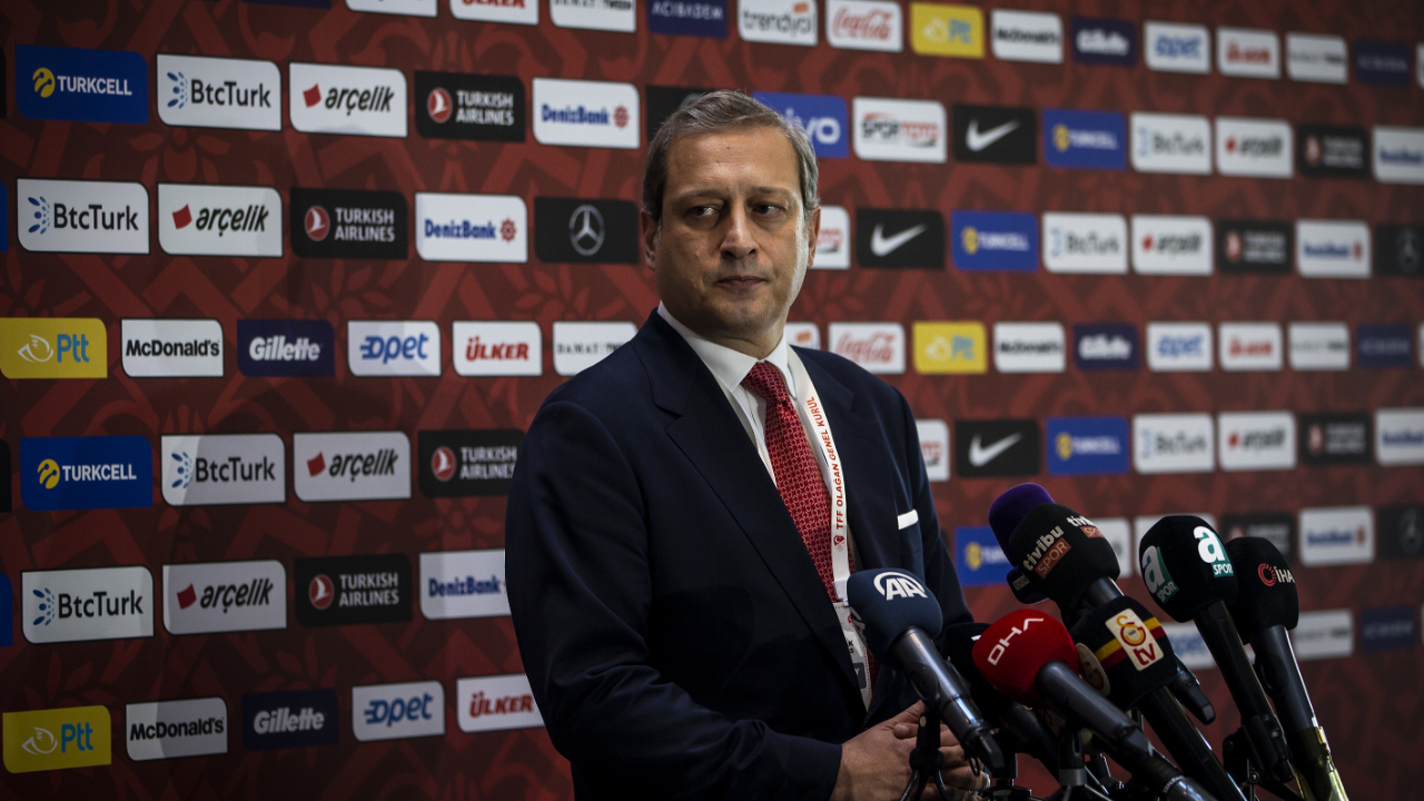 Burak Elmas: Galatasaray'a diz çöktürme çabası var. Sonunda Galatasaray kazanır