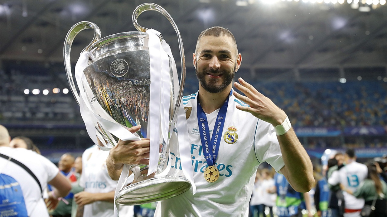 Real Madrid'den Fransız golcü Karim Benzema'ya yeni sözleşme jesti
