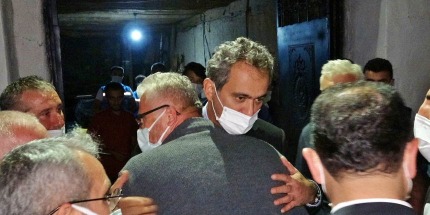 Milli Eğitim Bakanı Mahmut Özer'den taziye ziyareti