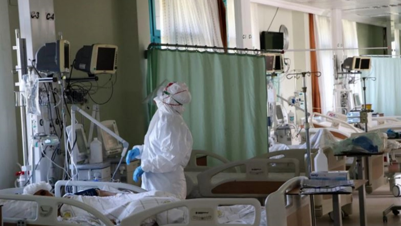 Doç. Dr. Akelma salgının boyutunu böyle anlattı: Morga yakın odama gitmek istemiyorum