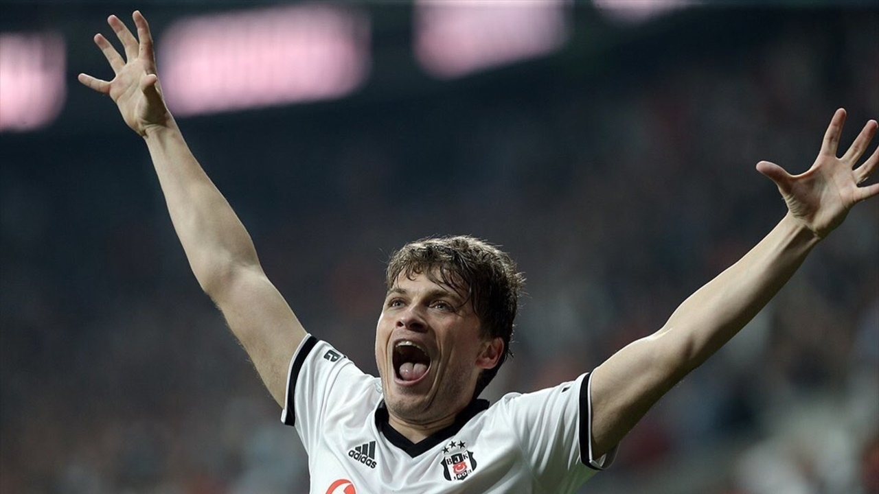 Beşiktaş ve Sampdoria arasında Adem Ljajic görüşmesi