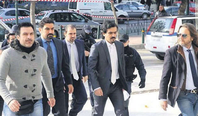 Interpol enselerinde! İşte sınır ötesi operasyonla alınan FETÖ'nün kritik isimleri