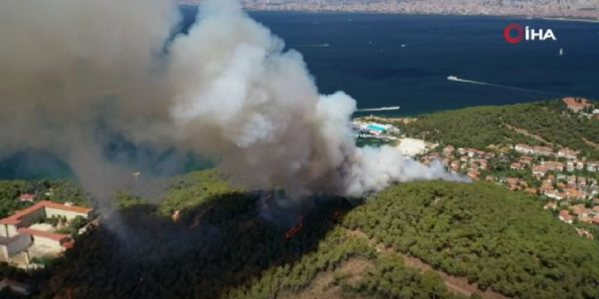 Heybeliada’daki orman yangını havadan görüntülendi