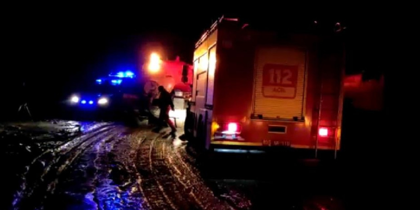 Kars’ta sağanak sele yol açtı, evleri ve yolları su bastı