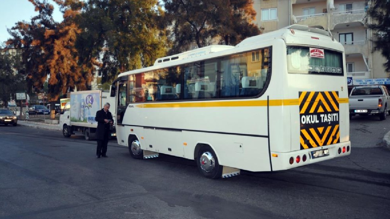 İzmir’de okul servisi ücretlerine yüzde 15 zam!