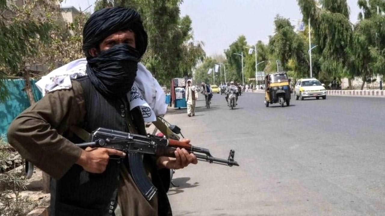 Taliban 'insan avında' ABD teknolojisini kullanacak: Kritik verileri ele geçirdi