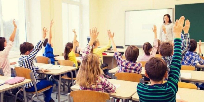 Yüz yüze eğitime koronavirüs ayarı: Okullarda alınacak tedbirler belirlendi!