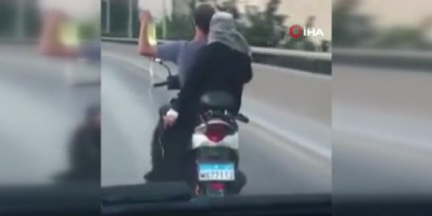 Tehlikeli seyahat! Serum takılı hasta motosikletle seyahat etti