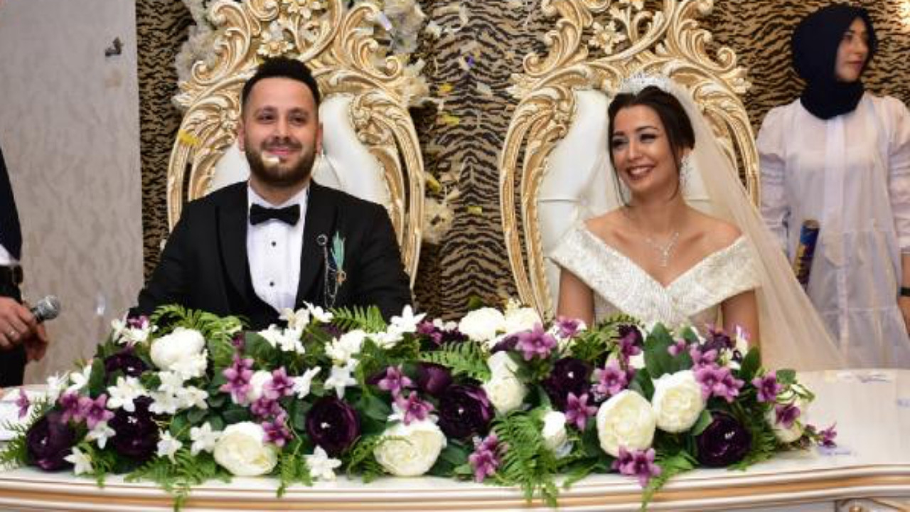 Damadın nikah memurunun sorusuna verdiği cevap şoke etti! Gelin neye uğradığını şaşırdı...