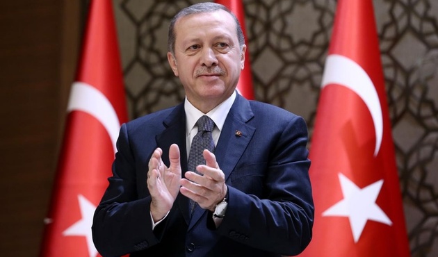 Eski başbakanlar Erdoğan'ı tebrik etti...