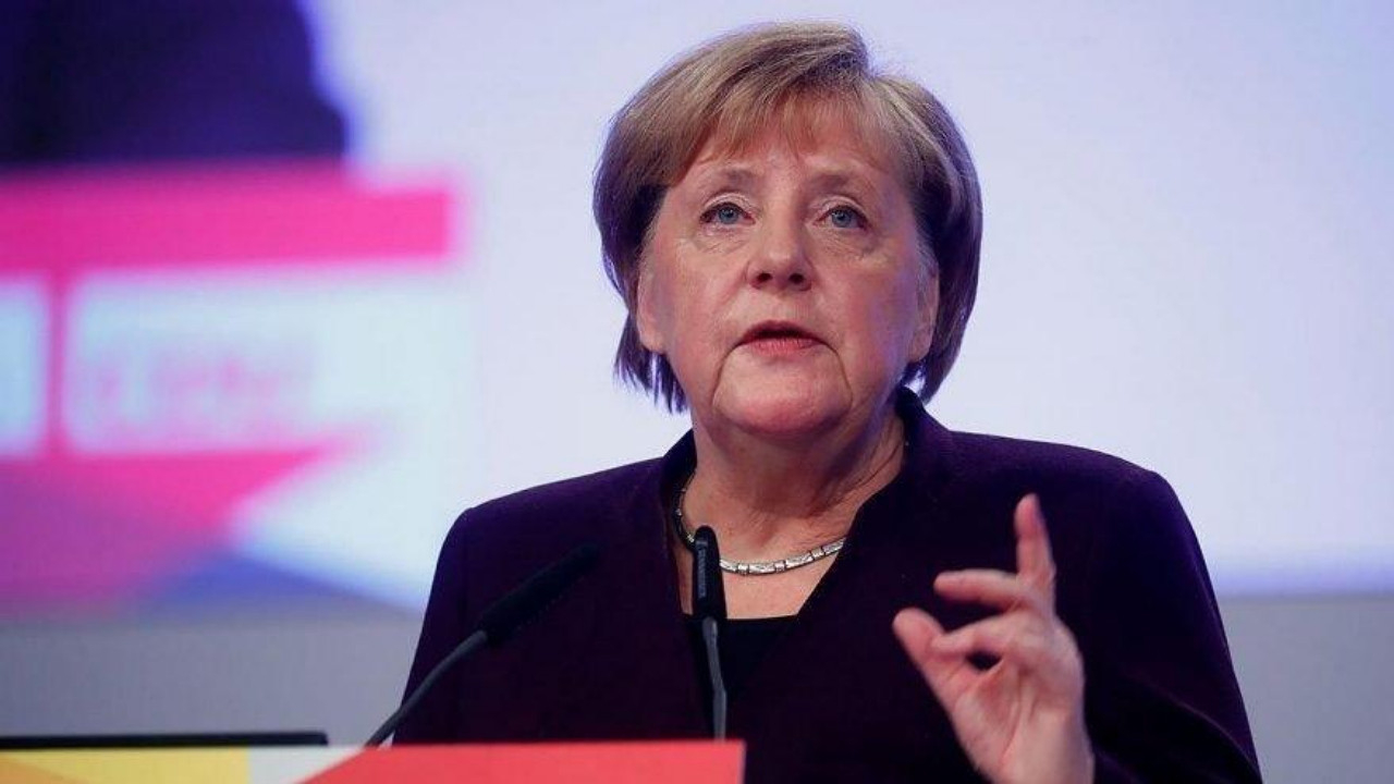 Angela Merkel'den kritik Taliban mesajı: Devam etmeli!