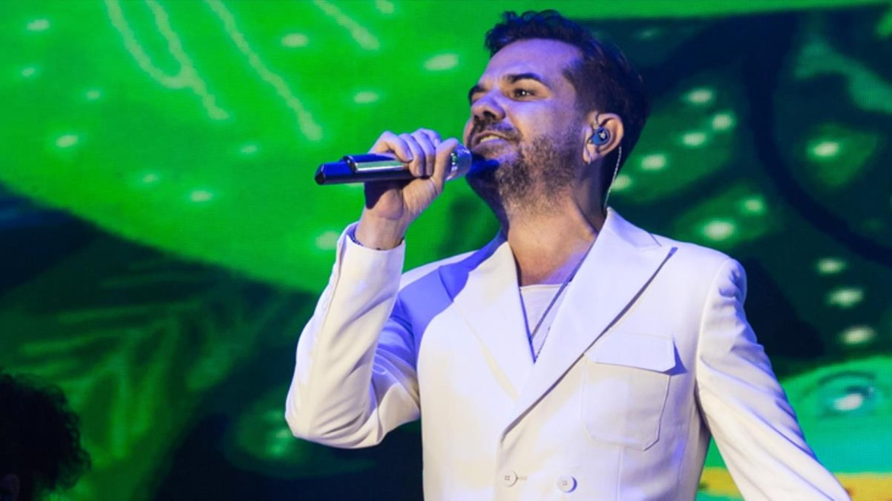 Kenan Doğulu'dan Seren Serengil'e bomba cevap! Korona testi pozitifken konser verdiği iddia edilmişti!