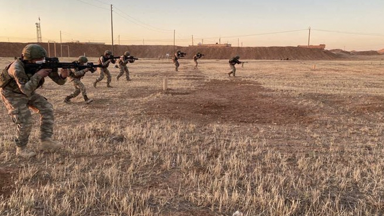 Suriye'nin kuzeyinde teröristlere geçit yok! 9 PKK/YPG'li terörist öldürüldü