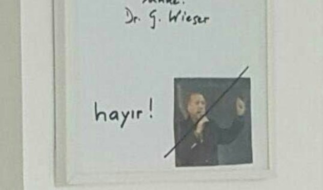 Irkçılıkta sınır tanımıyorlar