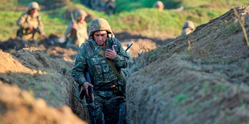 Ermenistan askerleri Azerbaycan askerini göğsünden süngüyle yaraladı!