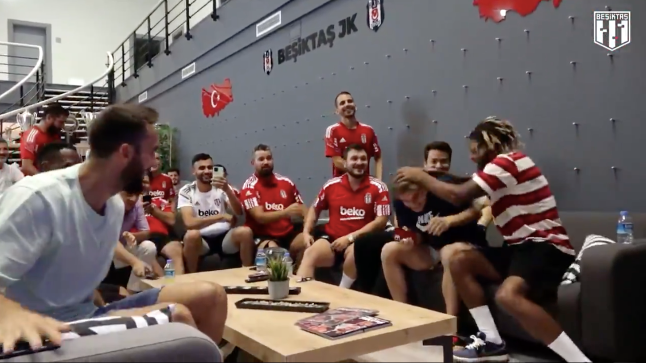 Valentin Rosier'den çılgın sevinç... Devler Ligi Kura çekimini birlikte izlediler