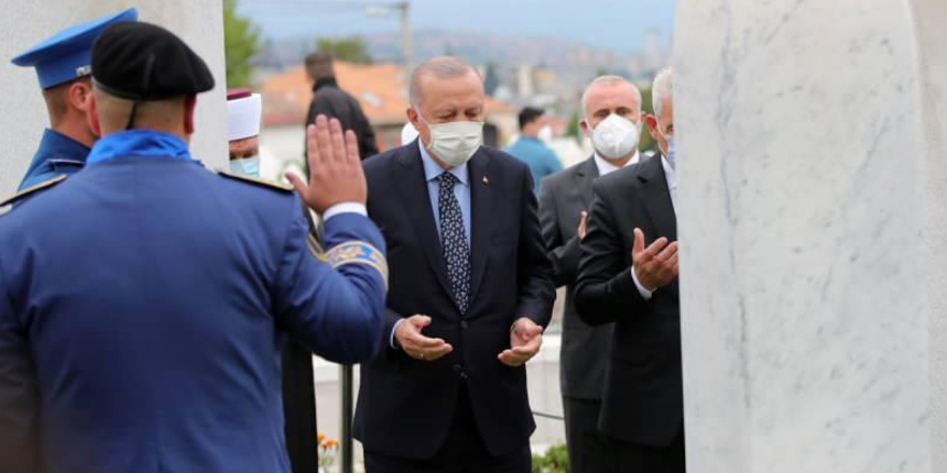 Cumhurbaşkanı Erdoğan'dan Bosna Hersek'te müslümanlara çağrı!