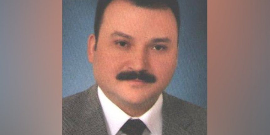 Pandeminin 'küresel bir oyun' olduğuna inanan doktor koronadan yaşamını yitirdi!