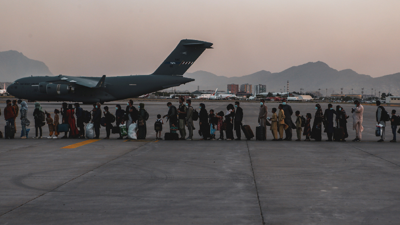 ABD, Afganistan'dan 110 bine yakın kişiyi tahliye etti