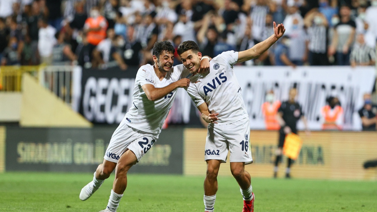 İzmir'de Ferdi Kadıoğlu şov! Fenerbahçe, Altay'ı deplasmanda 2-0 mağlup etti