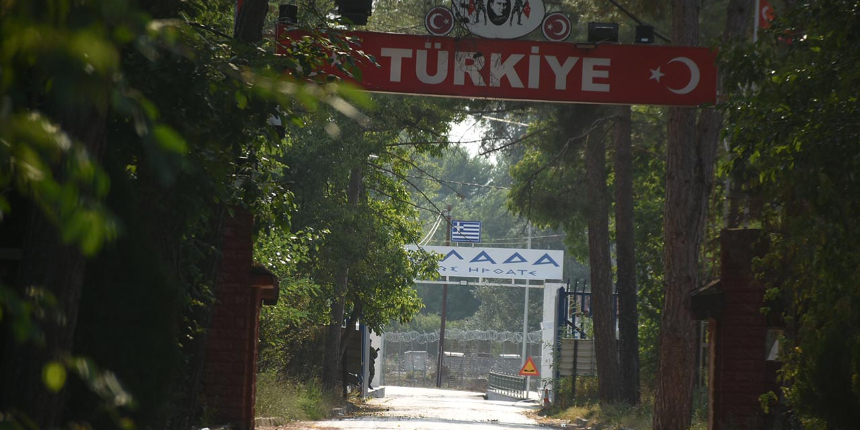 'Sınır kapısı açılacak' iddiası sonrası akın etmişlerdi: Edirne'de önlemler artırıldı