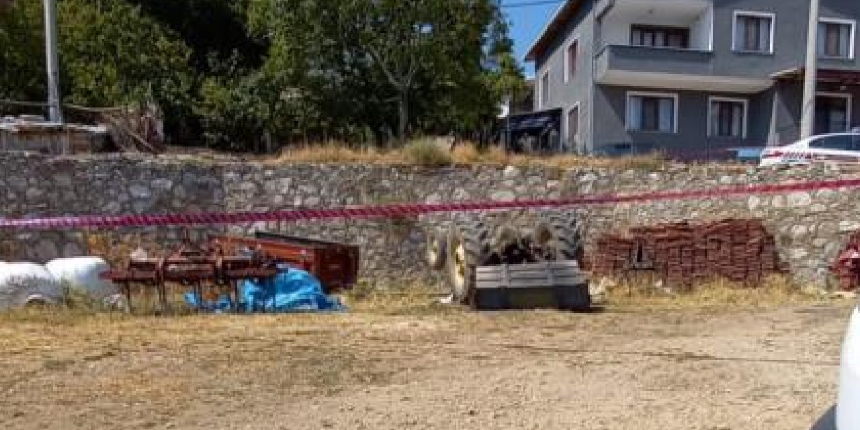 15 yaşındaki genç, traktörün altında kalarak hayatını kaybetti
