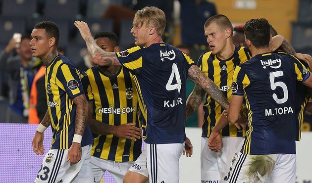 Fenerbahçe’nin yıldızlarına yakın takip