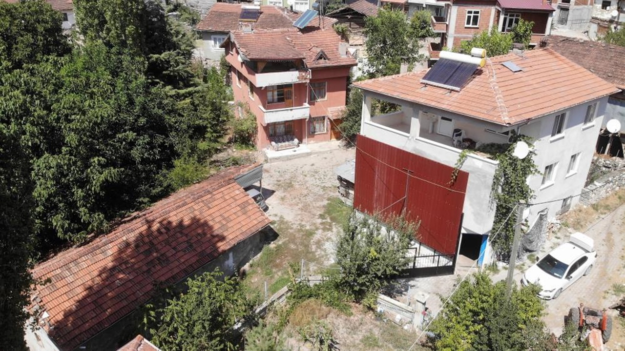 Görülmemiş olay! Piknikten evine dönen kadın neye uğradığını şaşırdı!