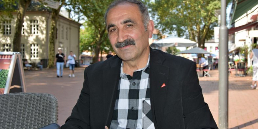 Hamallık yapıyordu, milletvekili oldu! Almanya bu Türk'ü konuşuyor...