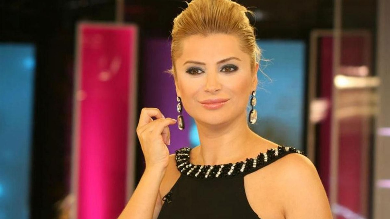 Songül Karlı yatak odası fotoğrafını paylaştı! Buna dekolte denmez! Karlı instagram'da coştu!