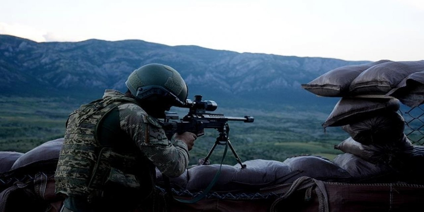 Terör örgütü PKK darmadağın: 5 terörist daha teslim oldu