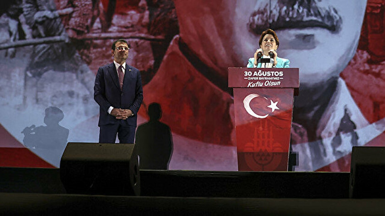 Akşener'in İmamoğlu'nu Fatih Sultan Mehmet'e benzetmesine tepkiler çığ gibi!