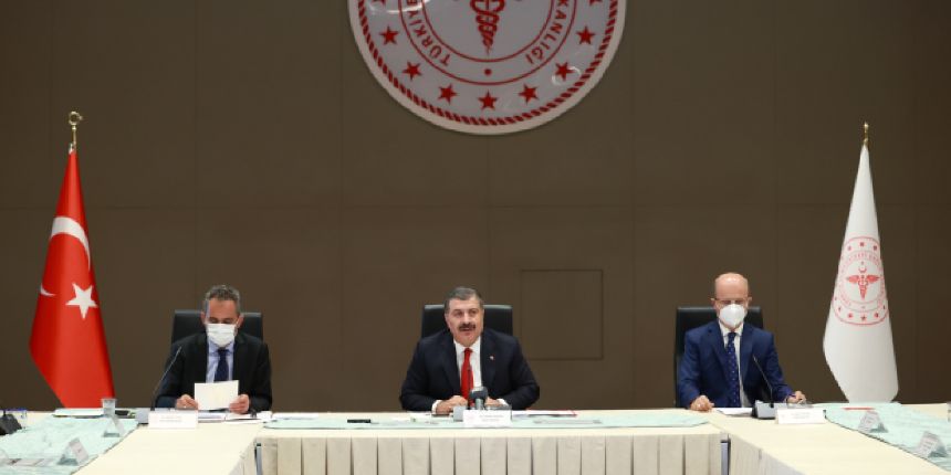 Bakan Koca: Öğretmenlerimizdeki aşılanma oranı Türkiye ortalamasının üzerinde