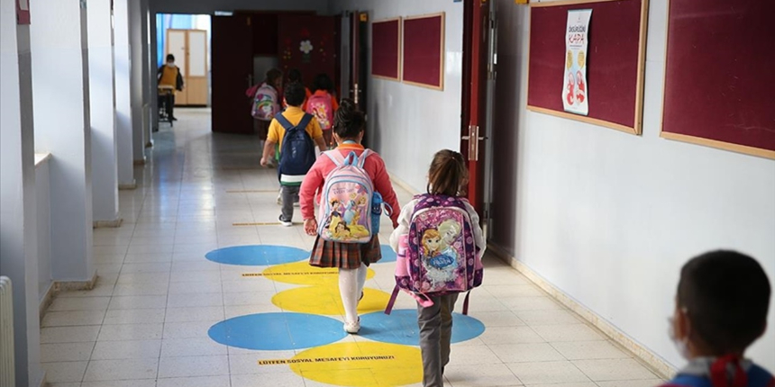 Bakanlık 2021-2022 eğitim öğretim yılı takvimini açıkladı!