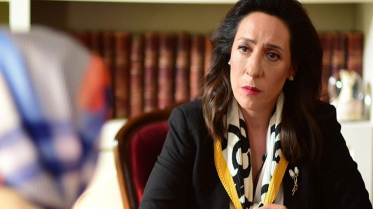 Kırmızı Oda izleyenleri toplanın! Yeni sezonda O isim de kadroda olacak! İşte sürpriz transfer!