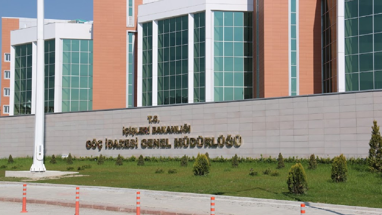 İçişleri Bakanlığı'ndan sığınmacı kararı